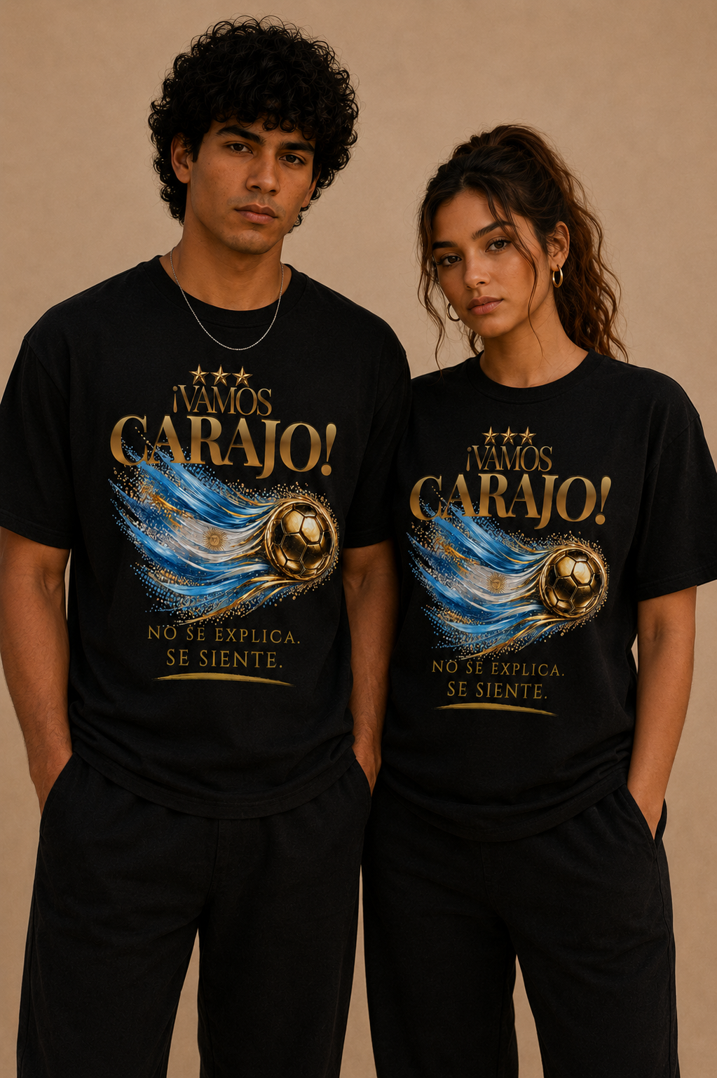 Front Print | ¡Vamos Carajo! Argentina Tee | Diseño Dorado de Fútbol y Bandera de Argentina