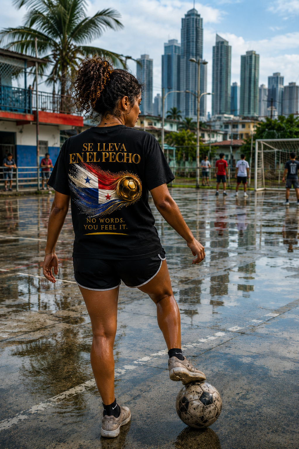 Back Print | Se Lleva En El Pecho Tee | Gold Soccer & Panama Flag Design | Bilingual Edition
